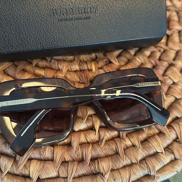 BURBERRY Sunglasses BE 4284 379013 Light Havana - Picture 4 of 9